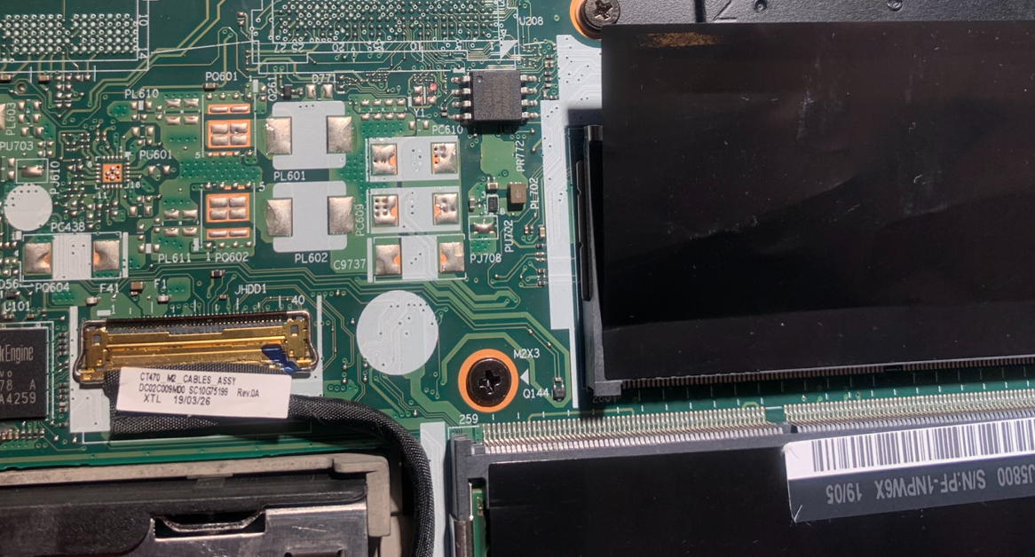 Location of the BIOS chip next to memory bank